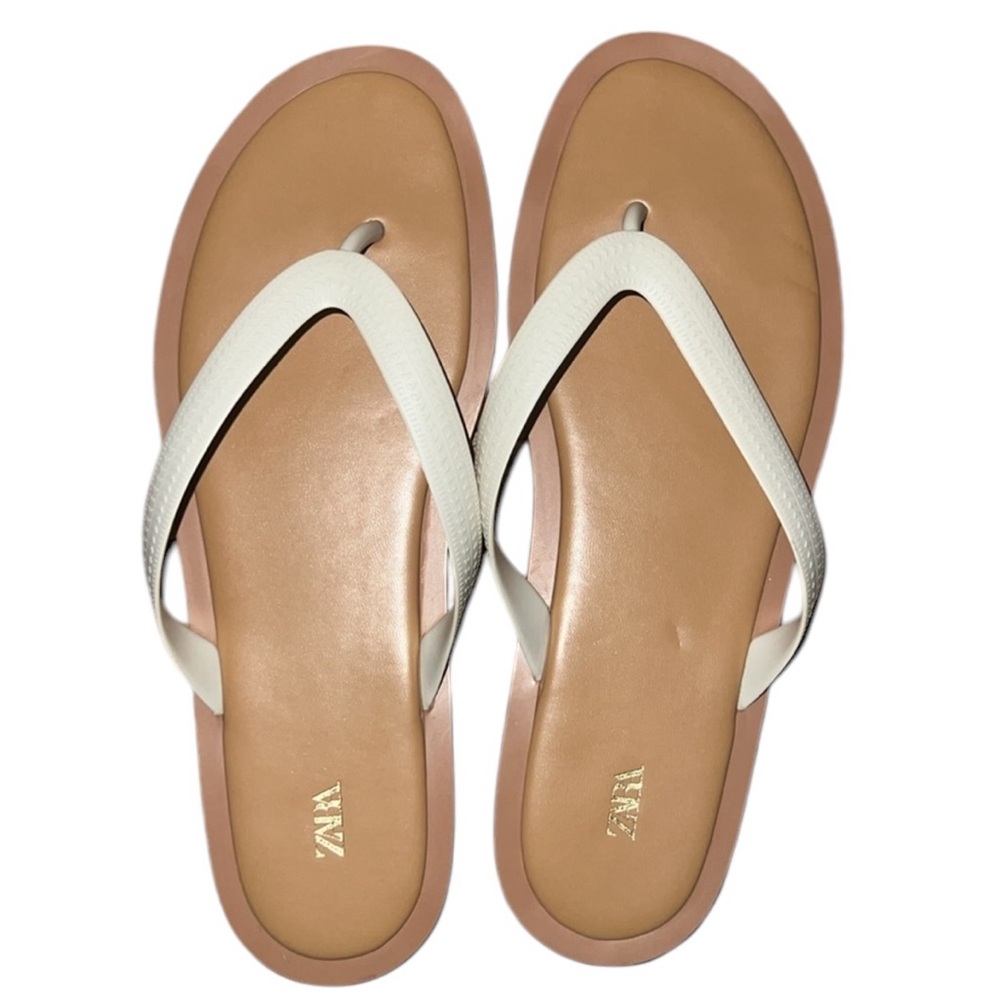 ZARA White Flat Push-Toe Sandals – Women’s Size 11